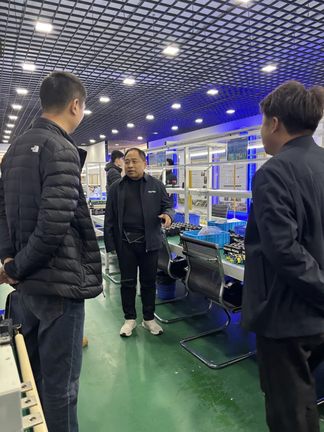 1763367530788286.jpg 國網(wǎng)河南電科院技術專家蒞臨泰普科技開展技術交流_6f234b03d20e4517b7499e9107c59ba7.jpg